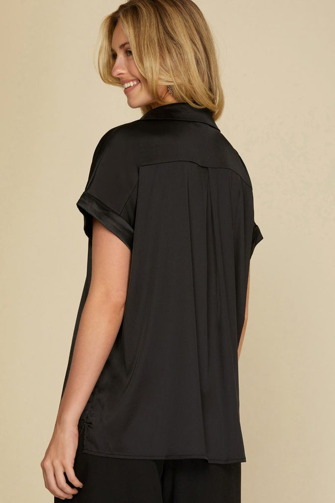 Women’s Satin-Feel Short Sleeve Button-Down Shirt – Relaxed Straight Fit with Rolled Cuffs & Chest Pocket